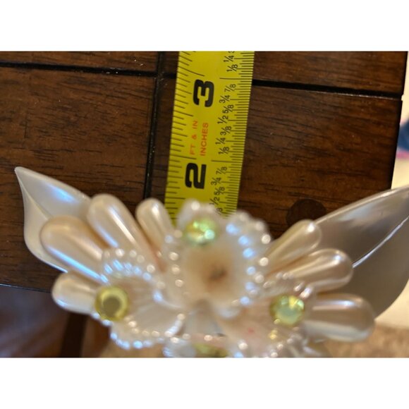 Vtg Ivory Bride Head Piece Acrylic Floral Faux Pearl Wedding Hairclip Barrette - Picture 12 of 12